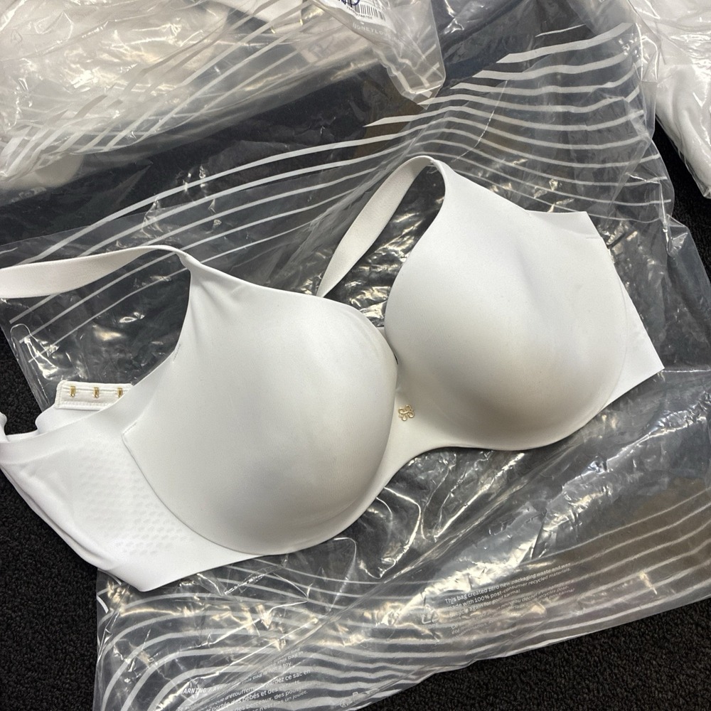 Honeylove Bra Womens White Molded Seamless Tagless NWT SZ 34 DDD(F) New